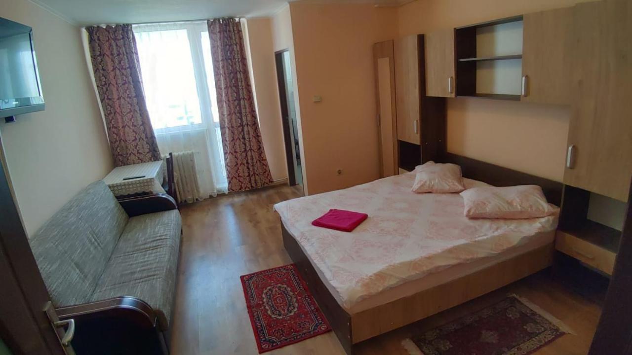 Апартаменти Flora Apartament Сату-Маре Екстер'єр фото