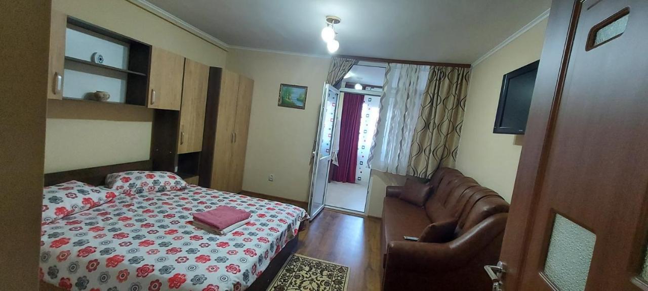Апартаменти Flora Apartament Сату-Маре Екстер'єр фото